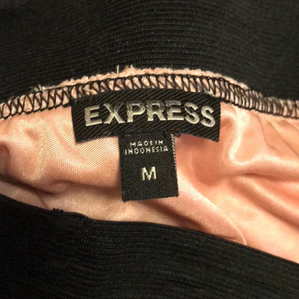 Pink skirt medium - Picture 3 of 3